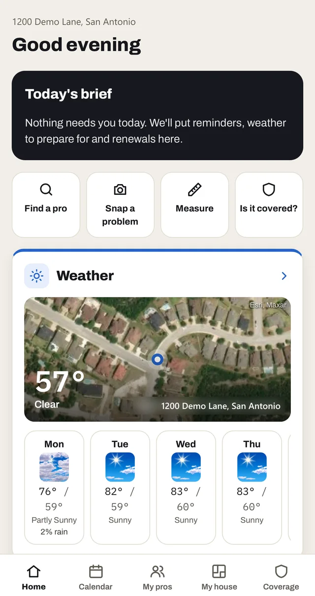 Inicio de Mi Casa: el resumen del día, accesos rápidos y el clima con una vista satelital de la casa y el pronóstico de 7 días